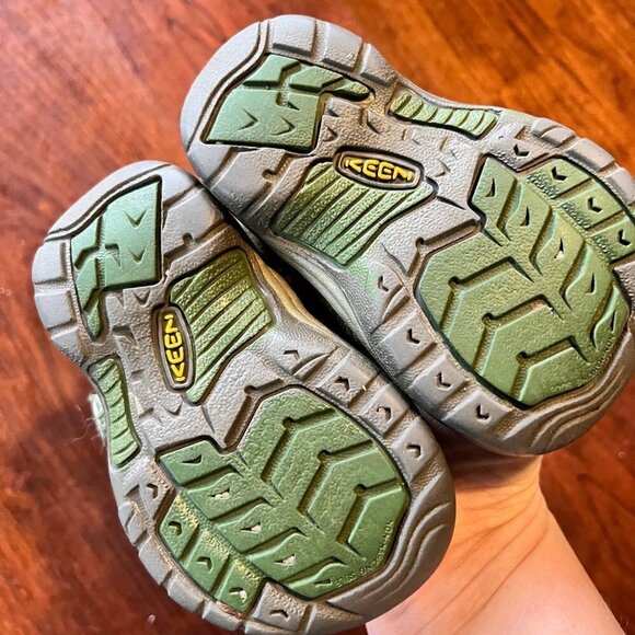 Green Keen Newport Sandals- Size Toddler 4C - Picture 3 of 7